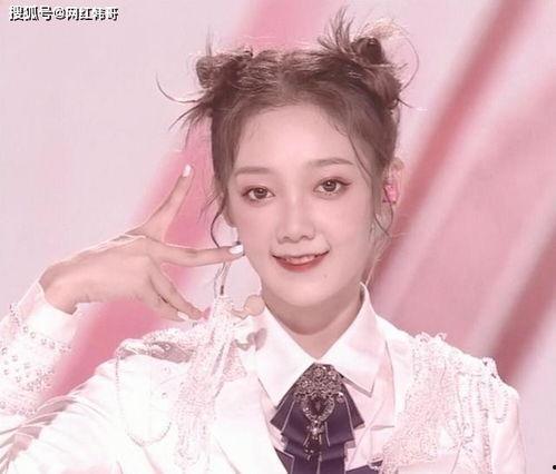 明星吃瓜周深视频